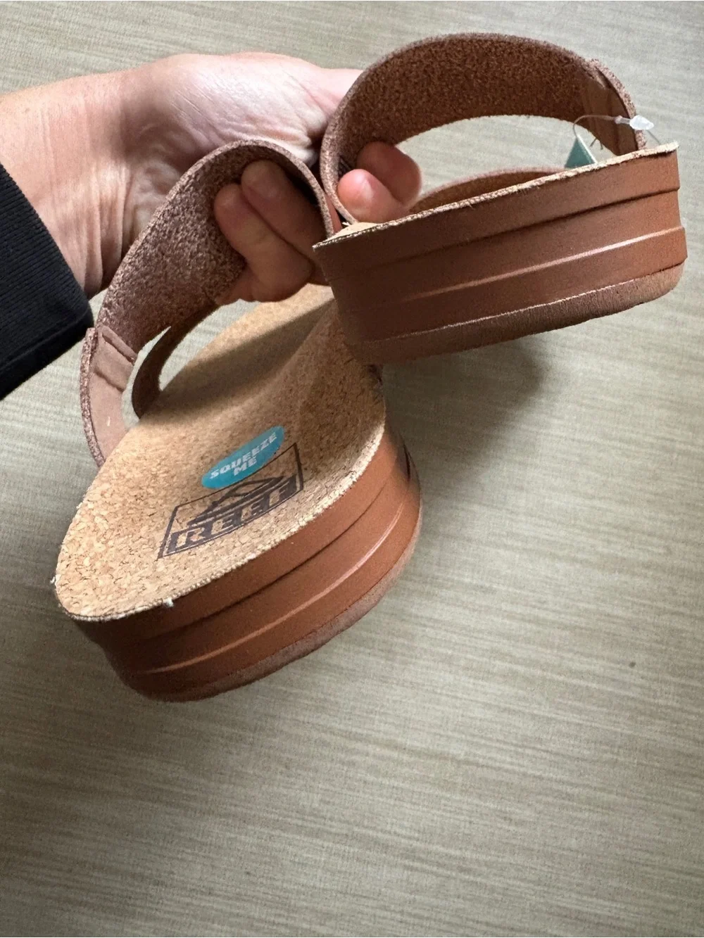 Reef Cushion Vista
